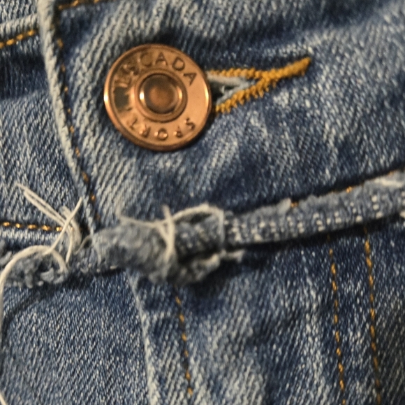 ESCADA SPORT Linda Slim Cropped Light Wash Jeans. Size 38 EURO/ 8 CAN - Picture 4 of 15